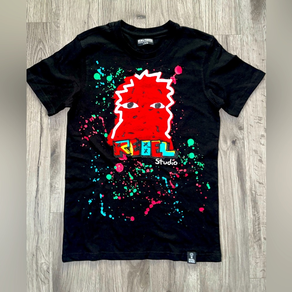Rebel Minds T-Shirt‎ Black Logo Paint Splatter fleece Embroidered REBEL &…